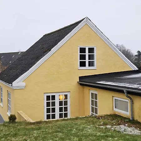 Semesterbostad Idyllic Surrounded By Fields Tranekær
