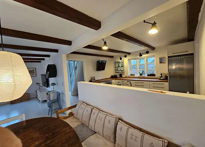 Semesterbostad Idyllic Surrounded By Fields Tranekær